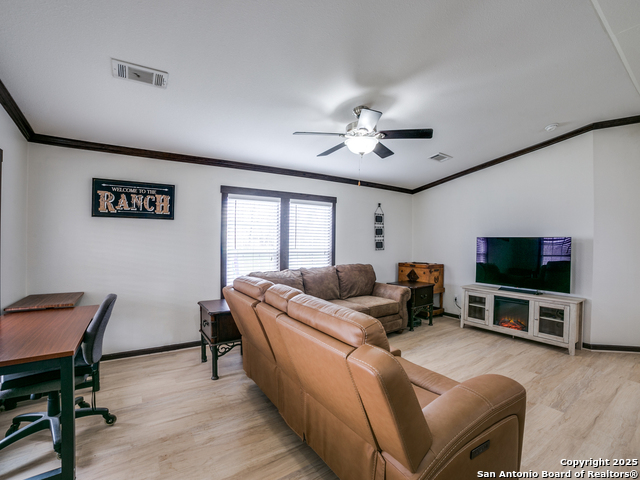Listing photo id 5 for 2741 State Highway 123
