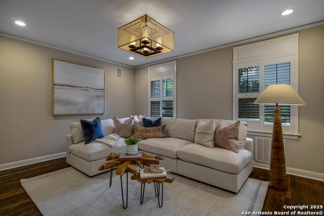 Image 7 of 38 For 331 Ridgemont