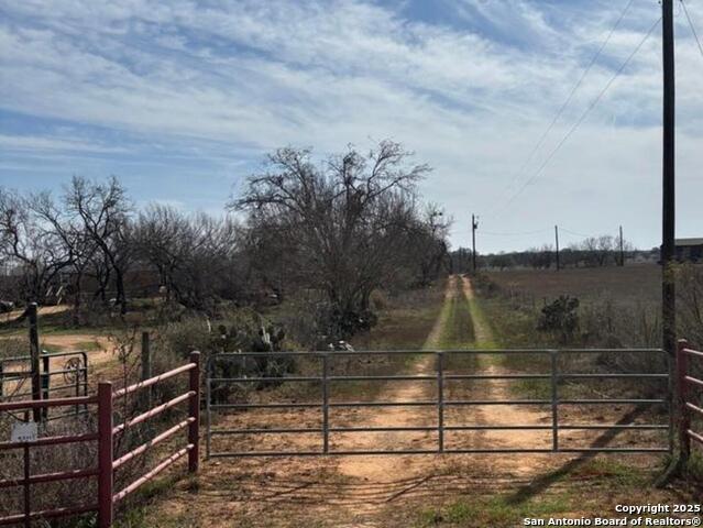 Image 2 of 16 For 946 County Road 2863