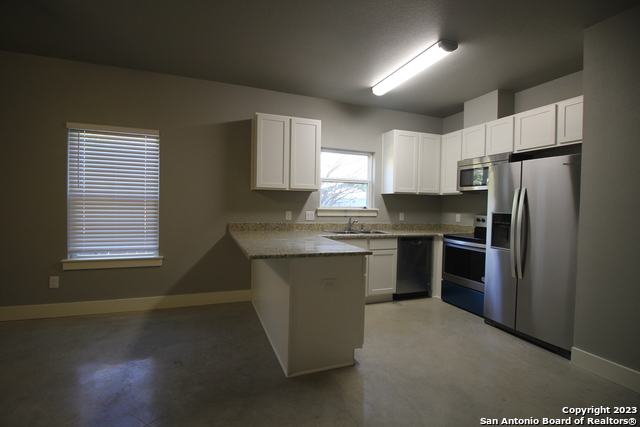 Image 3 of 11 For 1007 Mission Dr  B