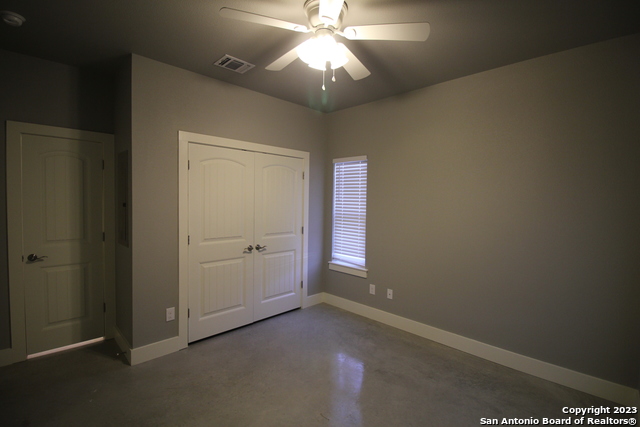 Image 5 of 11 For 1007 Mission Dr  B