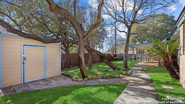 Image 13 of 42 For 2902 Oak Leigh St