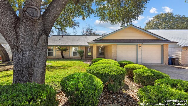 Image 15 of 42 For 2902 Oak Leigh St