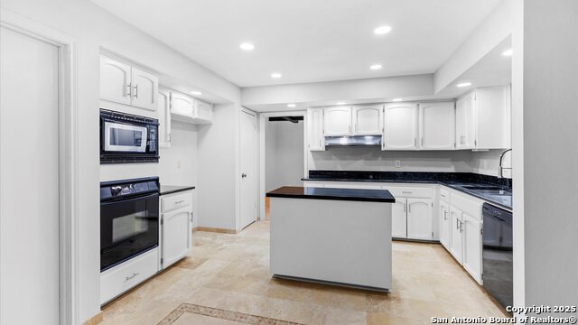 Image 24 of 42 For 2902 Oak Leigh St