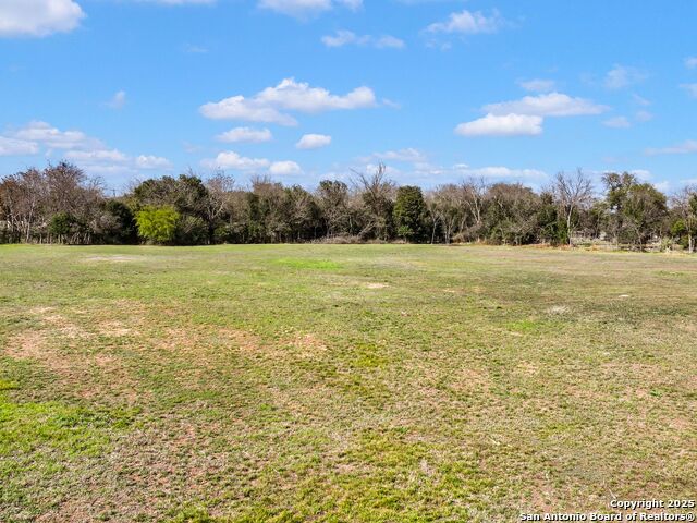 Listing photo id 10 for 1919 Loop 410 Nw
