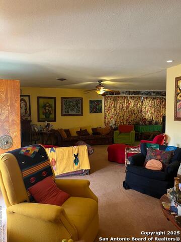 Listing photo id 8 for 720 12th N 