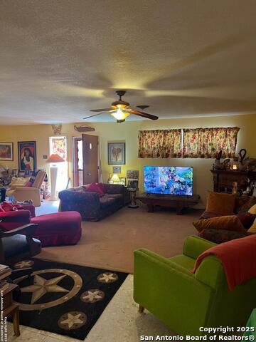 Listing photo id 5 for 720 12th N 