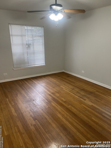 Image 3 of 17 For 813 Rittiman Rd