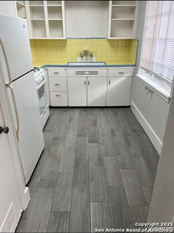 Image 6 of 17 For 813 Rittiman Rd