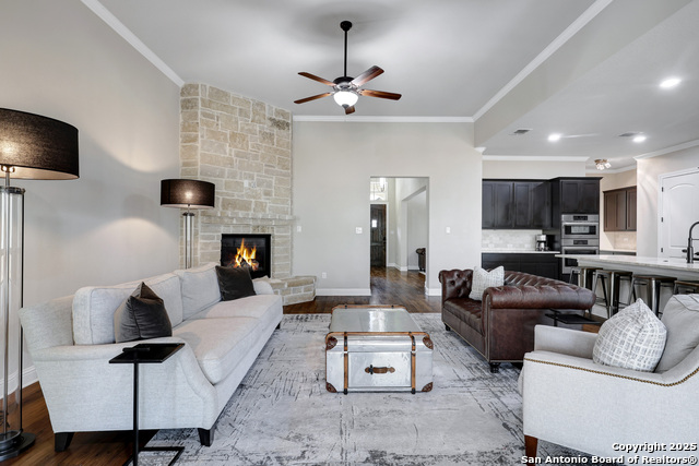 Listing photo id 9 for 17710 Bellini Hi