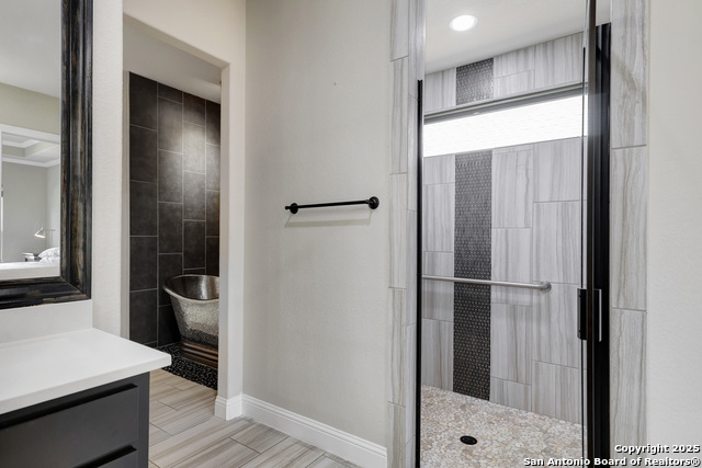 Listing photo id 23 for 17710 Bellini Hi
