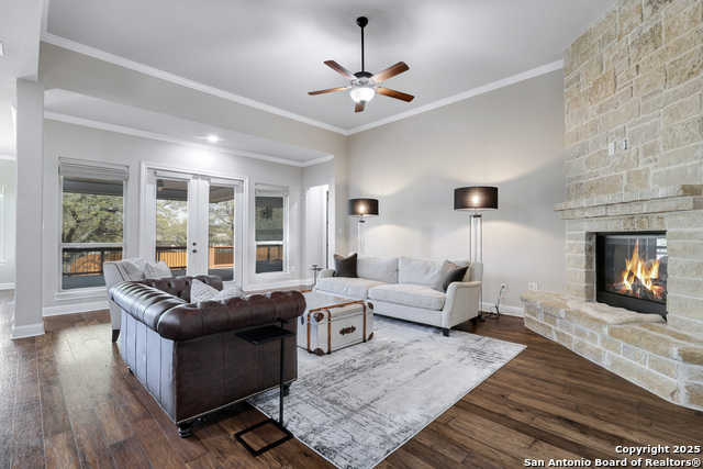Listing photo id 5 for 17710 Bellini Hi