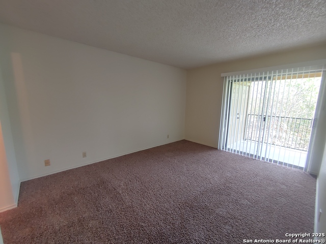 Image 10 of 13 For 14418 Castlebury Dr  3