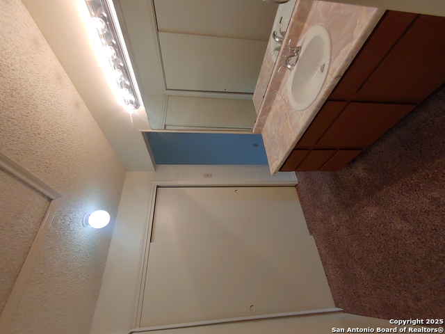 Image 13 of 13 For 14418 Castlebury Dr  3