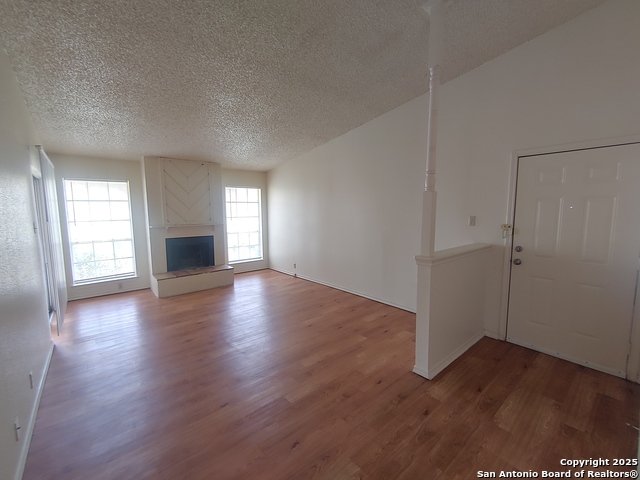 Image 2 of 13 For 14418 Castlebury Dr  3