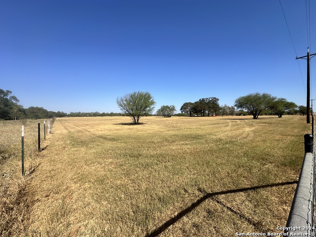 Listing photo id 25 for 3499 County Rd 476