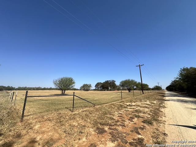 Listing photo id 26 for 3499 County Rd 476