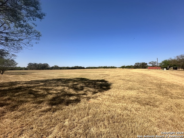 Listing photo id 27 for 3499 County Rd 476