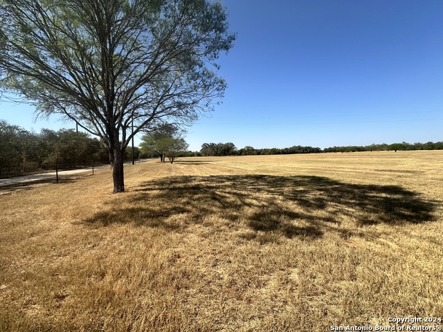 Listing photo id 29 for 3499 County Rd 476