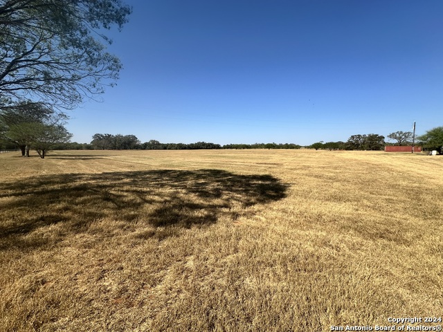 Listing photo id 30 for 3499 County Rd 476
