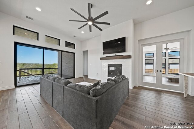 Image 6 of 44 For 840 Teakmill Trail