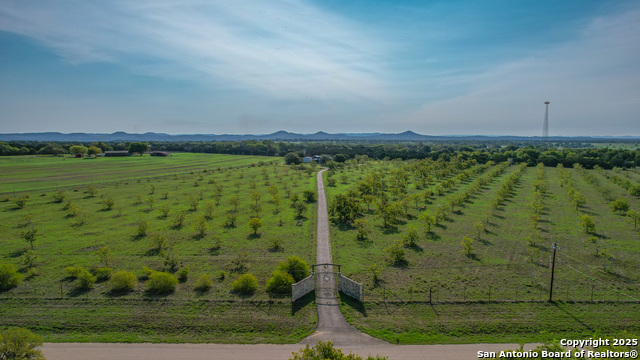 Details for 292 Old Loop 173, Bandera, TX 78003