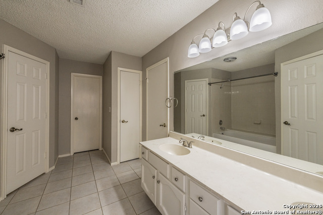 Image 17 of 38 For 3315 Sackville