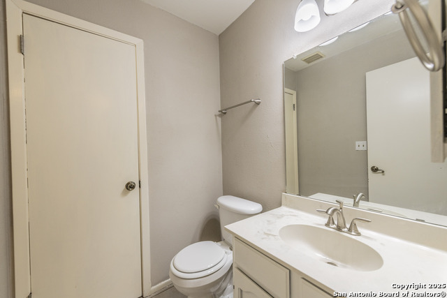 Image 19 of 38 For 3315 Sackville