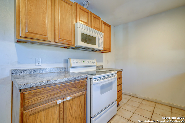Image 20 of 28 For 1114 San Marcos S