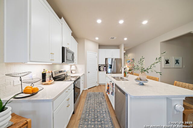 Image 6 of 30 For 213 Goodfella Ave