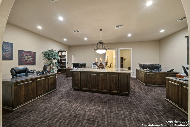 Listing photo id 9 for 12703 Spectrum Dr