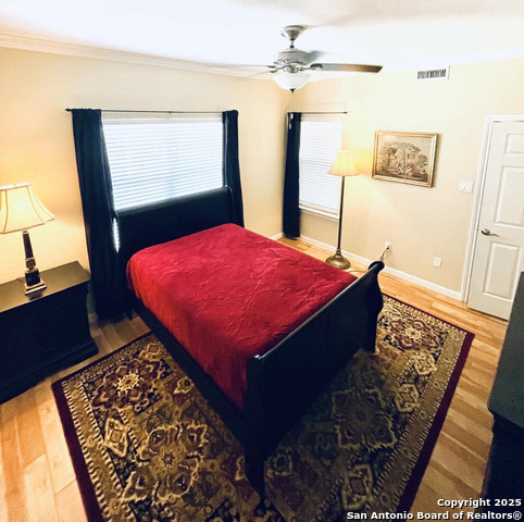 Listing photo id 4 for 3404 American Drive 3203