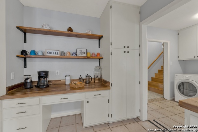 Image 11 of 40 For 217 Driftwood Dr W