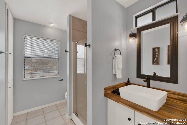 Image 21 of 40 For 217 Driftwood Dr W