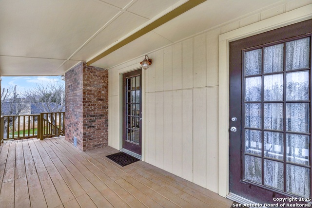 Image 25 of 40 For 217 Driftwood Dr W