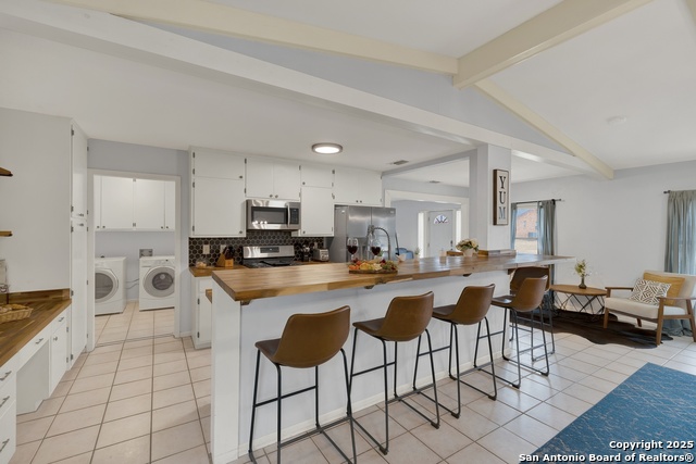 Image 7 of 40 For 217 Driftwood Dr W