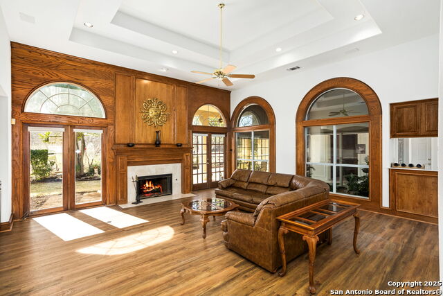 Listing photo id 4 for 54 Courtside Cir