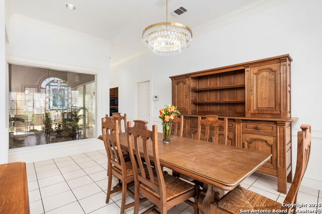 Listing photo id 7 for 54 Courtside Cir