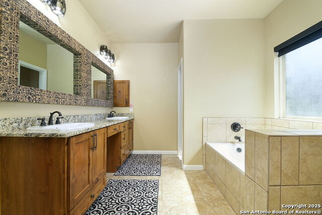 Image 15 of 26 For 561 Jacobs Ln