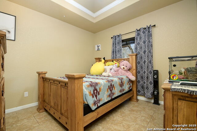 Image 19 of 26 For 561 Jacobs Ln
