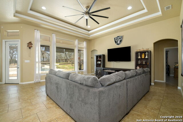 Image 5 of 26 For 561 Jacobs Ln
