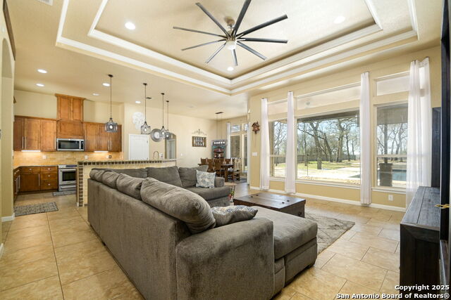 Image 6 of 26 For 561 Jacobs Ln