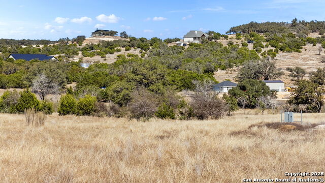 Image 14 of 17 For 1496 Majestic Hills