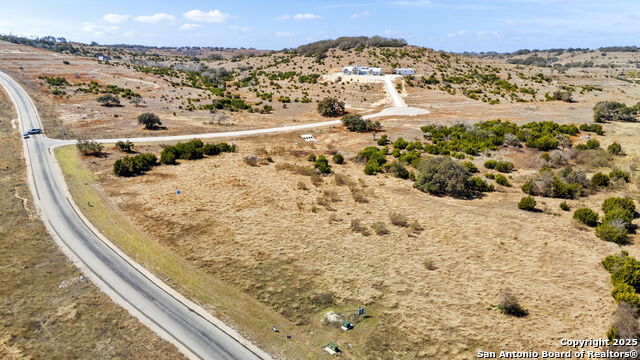 Image 4 of 17 For 1496 Majestic Hills