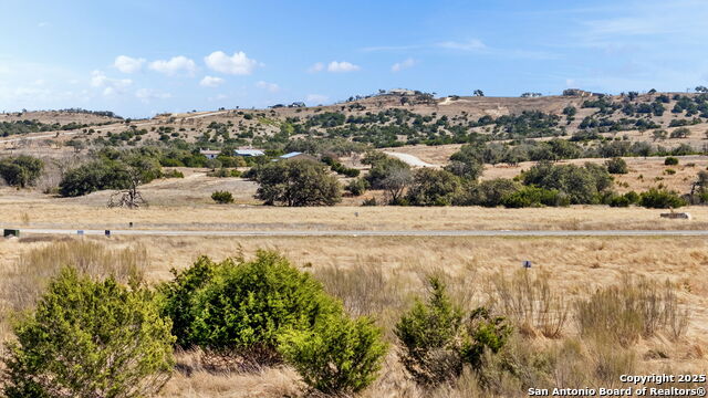 Image 9 of 17 For 1496 Majestic Hills