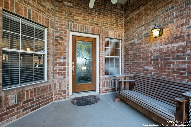 Listing photo id 2 for 9038 Brae Ridge Dr.