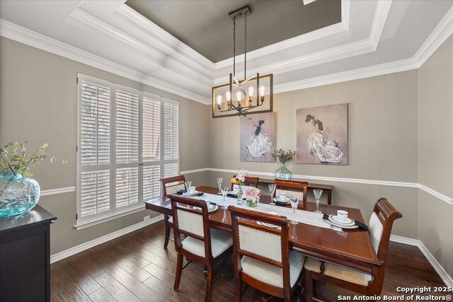 Listing photo id 8 for 8506 Fairway Trail Dr