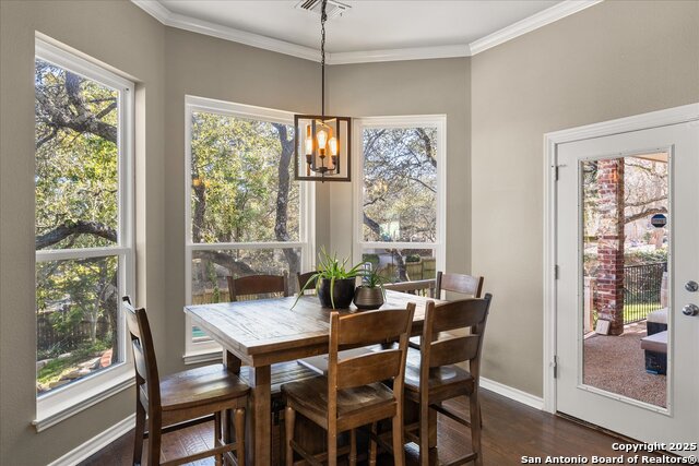 Listing photo id 19 for 8506 Fairway Trail Dr