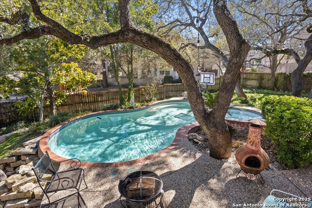Listing photo id 38 for 8506 Fairway Trail Dr