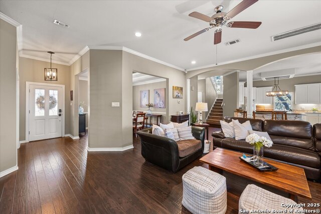 Listing photo id 7 for 8506 Fairway Trail Dr